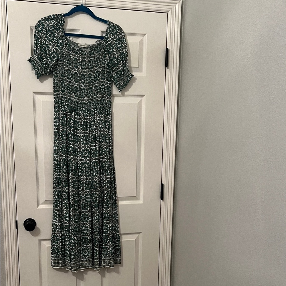 Max Studio Forest Green Floral Maxi Dress
